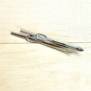 Vintage Sterling Silver Snow Skis  Brooch Hallmarked STERLING BMCO.